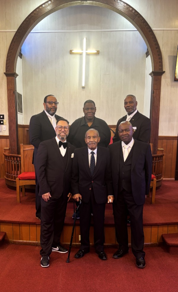 Men's Chorus Image